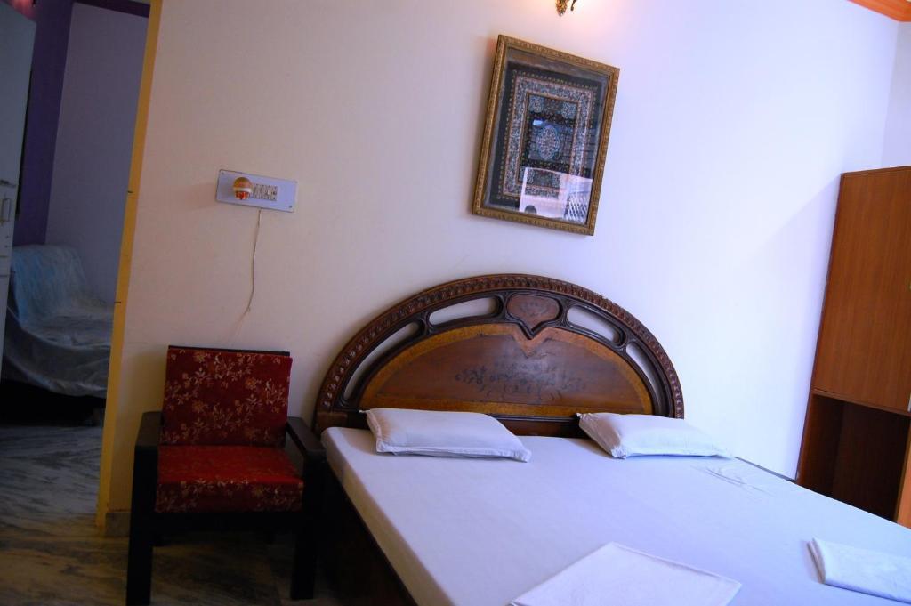 Sai Home Stay Bed & Breakfast- Near Tajmahal Agra  Rum bild